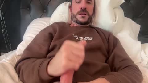 wizard310 online show from December 2025 08:03:02 PM