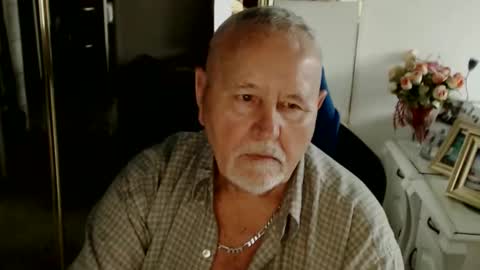 wlodek165 online show from March 2026 08:26:01 AM