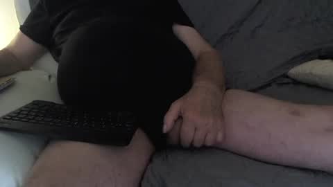 Snapshot of wobbel chatting on December 2025 07:09:01 PM wobbel online show from December 2025 07:09:01 PM