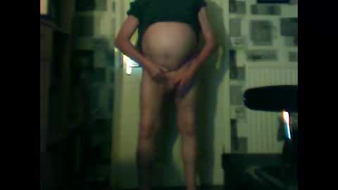 wolcol80 online show from December 2025 12:30:01 AM