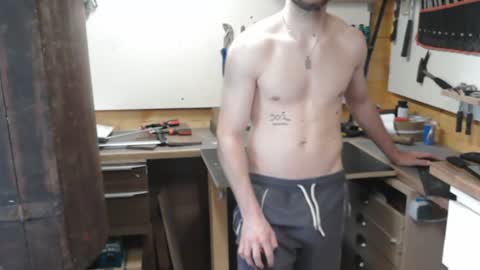 wolf021221 online show from June 2026 08:19:01 AM