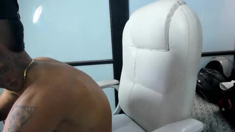 Wolf online show from February 2026 04:28:02 AM