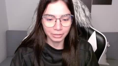 Alex online show from September 2025 02:37:02 AM