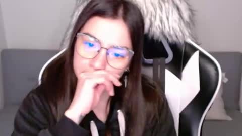 Alex online show from October 2025 01:39:02 AM