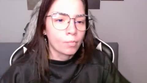 Alex online show from November 2025 02:50:02 AM