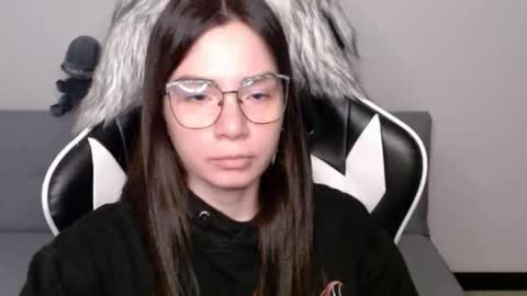 Alex online show from November 2025 02:56:02 AM