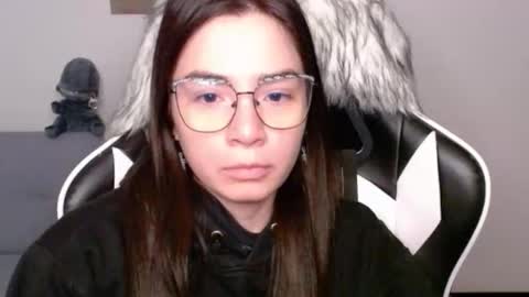 Alex online show from November 2025 03:05:02 AM