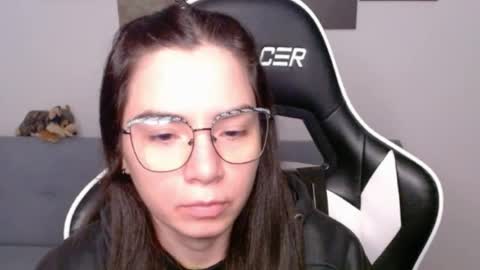 Alex online show from June 2026 01:52:02 AM