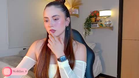 Snapshot of wolfsfoster chatting on October 2025 04:33:01 AM online show from October 2025 04:33:01 AM