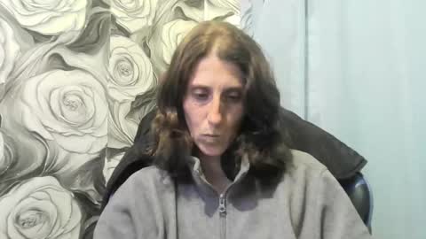 wolfxsnow online show from April 2026 07:09:01 PM