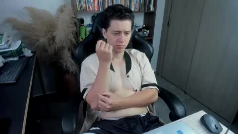 wolker_allan online show from October 2025 12:01:02 PM