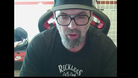 Adam online show from May 2026 04:01:01 PM