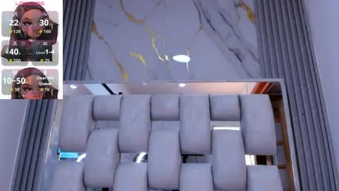 wonderkloe_ online show from May 2026 02:17:01 AM