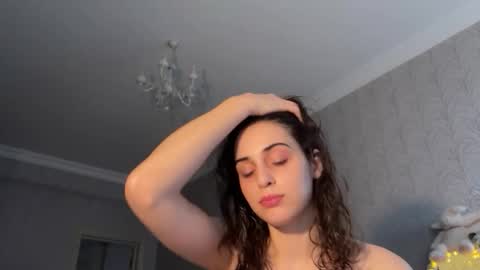 Stia online show from November 2025 07:41:02 AM