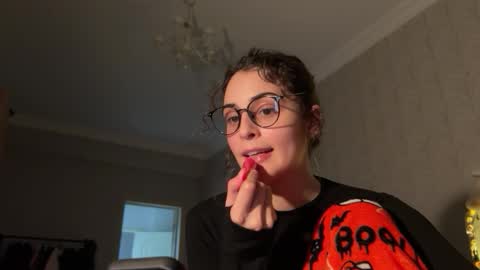 Stia online show from November 2025 02:29:02 PM