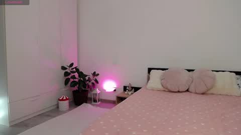 Amalia online show from June 2026 12:09:02 PM