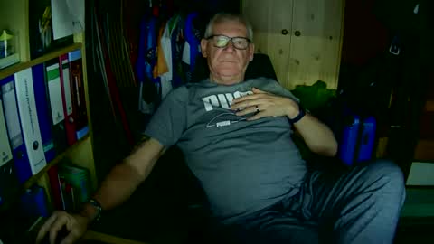 Snapshot of wonneprop10 chatting on March 2026 04:02:01 PM Always Horny online show from March 2026 04:02:01 PM