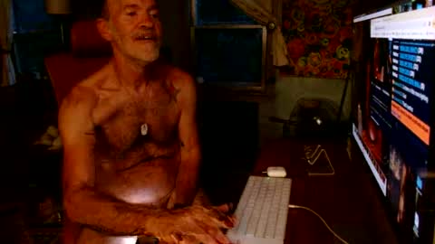 Snapshot of woodchuck185 chatting on July 2026 01:03:01 AM Chuck online show from July 2026 01:03:01 AM