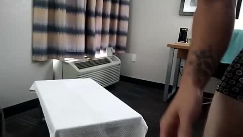 Snapshot of woodson5432 chatting on September 2025 05:38:01 PM LongNThrobbn online show from September 2025 05:38:01 PM