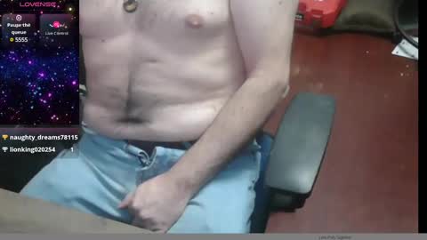 Snapshot of woodworker6473 chatting on February 2025 12:05:02 AM woodworker6473 online show from February 2025 12:05:02 AM