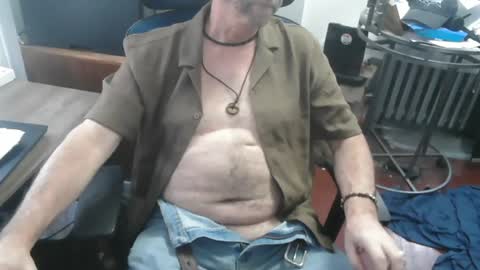 woodworker6473 online show from June 2026 07:29:01 PM