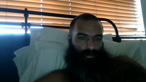 woof_wolf37 online show from October 2025 03:23:02 PM