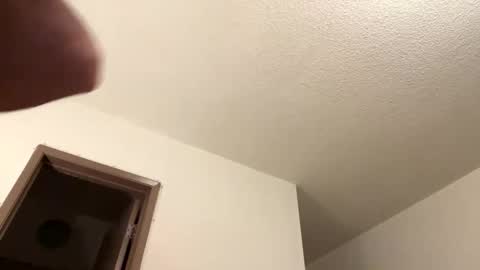 woof_wolf37 online show from October 2025 01:40:01 AM