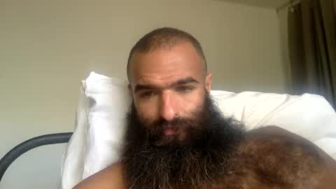 woof_wolf37 online show from May 2026 04:15:02 PM