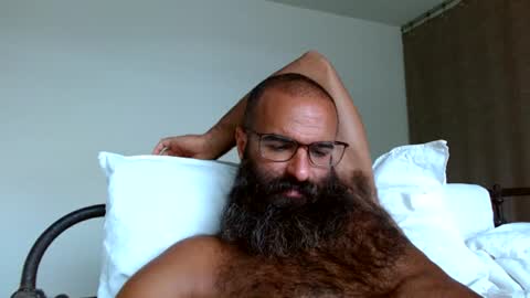 woof_wolf37 online show from June 2026 03:22:01 PM