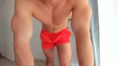 Snapshot of woolfiie chatting on May 2026 08:21:02 AM Wolfie online show from May 2026 08:21:02 AM