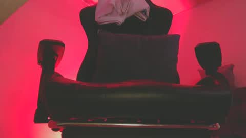 Woondeer online show from September 2025 06:35:02 PM