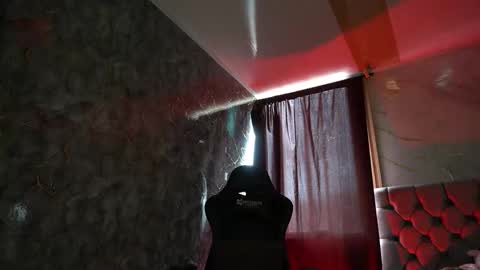 Snapshot of woondeer17 chatting on February 2026 07:07:01 PM Woondeer online show from February 2026 07:07:01 PM