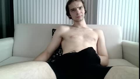 Snapshot of wooziemoo325 chatting on October 2025 03:09:01 AM Steve Brand online show from October 2025 03:09:01 AM