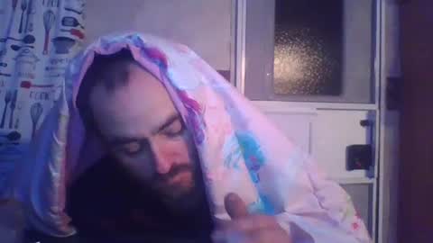 Snapshot of wormaho84 chatting on October 2025 08:45:01 AM wormaho84 online show from October 2025 08:45:01 AM