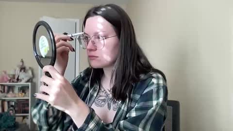 Lucina online show from January 2025 03:14:01 PM