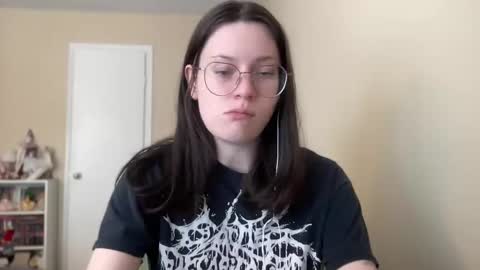 Lucina online show from January 2025 06:31:01 PM