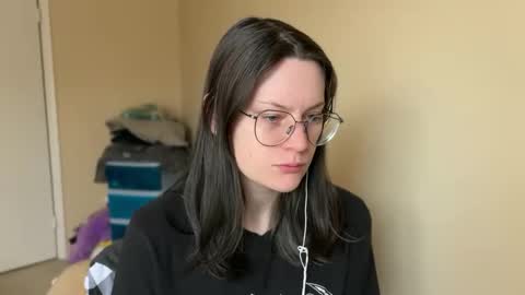 Lucina online show from January 2025 03:22:01 PM