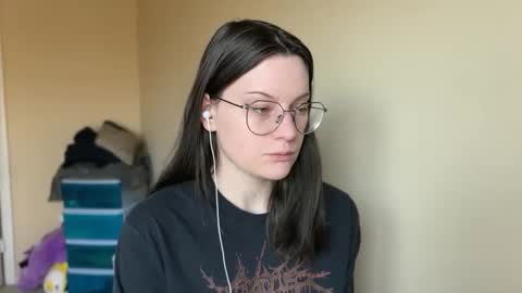 Lucina online show from February 2025 05:53:02 PM