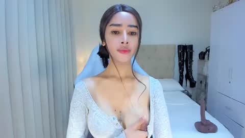 Lily online show from August 2026 02:32:02 AM