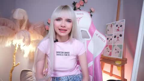 wow_angel online show from May 2026 05:45:01 AM