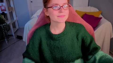 Snapshot of wow_luvng chatting on September 2025 02:00:02 PM Rebecy online show from September 2025 02:00:02 PM