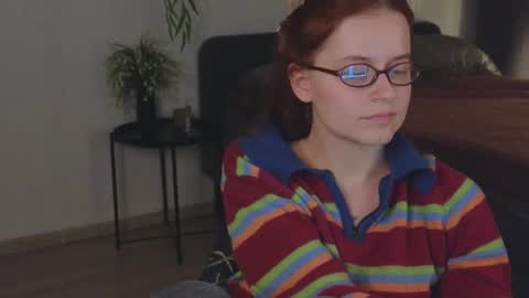 Snapshot of wow_luvng chatting on November 2025 01:44:02 PM Rebecy online show from November 2025 01:44:02 PM