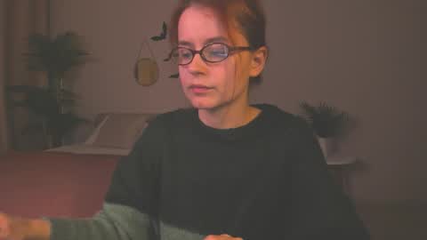 Rebecy online show from November 2025 02:05:01 PM