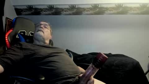 Snapshot of wowsers2022 chatting on April 2026 07:57:02 AM wowsers2022 online show from April 2026 07:57:02 AM
