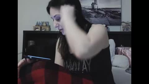 Snapshot of wrenleigh chatting on March 2025 10:09:01 AM Crystal Lake online show from March 2025 10:09:01 AM