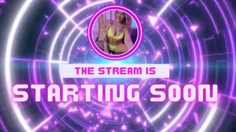 Snapshot of wrenn_mitch chatting on May 2026 01:06:01 PM Wrenn Divine online show from May 2026 01:06:01 PM