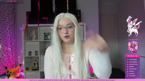 Wren Valentine online show from September 2025 09:27:02 PM