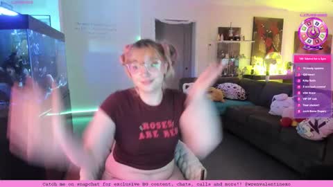 Snapshot of wrenvalentine chatting on February 2026 11:15:02 AM Wren Valentine online show from February 2026 11:15:02 AM