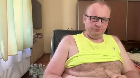 wspaniaagadzin online show from June 2026 11:27:01 AM