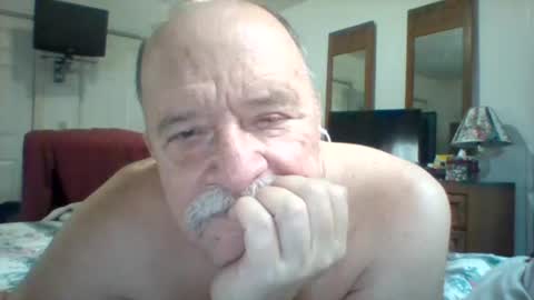 Snapshot of wvmountainlover chatting on January 2025 06:24:02 PM wvmountainlover online show from January 2025 06:24:02 PM